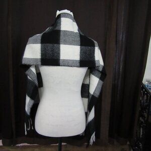 Vintage Hunters Run Plaid Super Soft Acrylic Scarf with Fringe